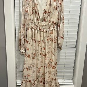 Polagram Cream Floral Long Sleeve Dress